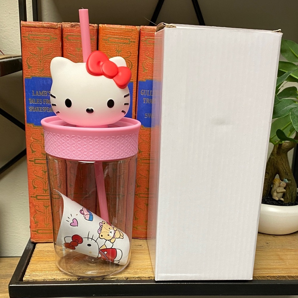 Hello Kitty Pink Tumbler with Straw. New
